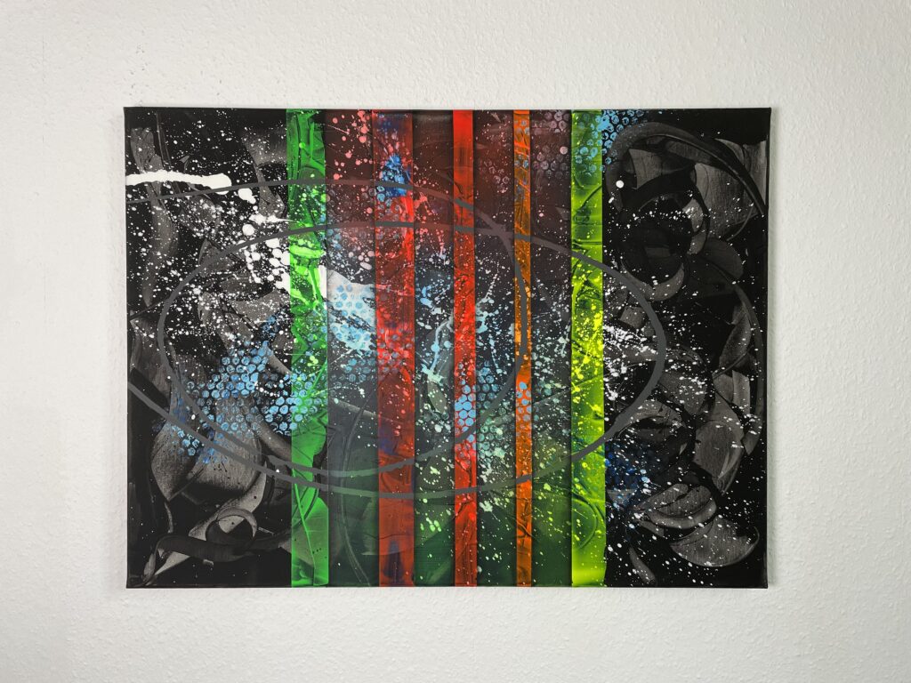 Geometrische Kunst in Schwarz und bunt